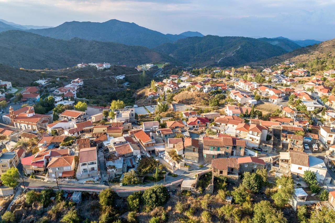 Farmakas Living ξενώνας Εξωτερικό φωτογραφία